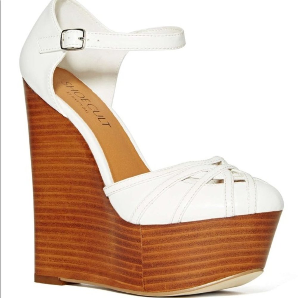 Shoe cult by Nasty Gal - Janice Wedge
